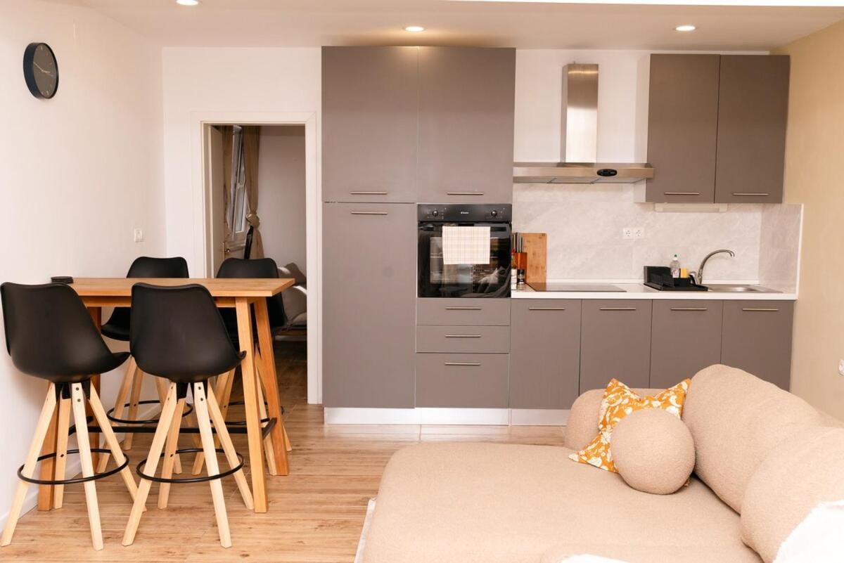Hvar Home Apartments 흐바르 외부 사진